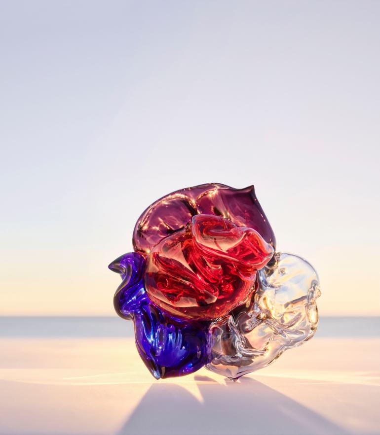 The article: Louis Vuitton - Les Extraits Murano Art Edition